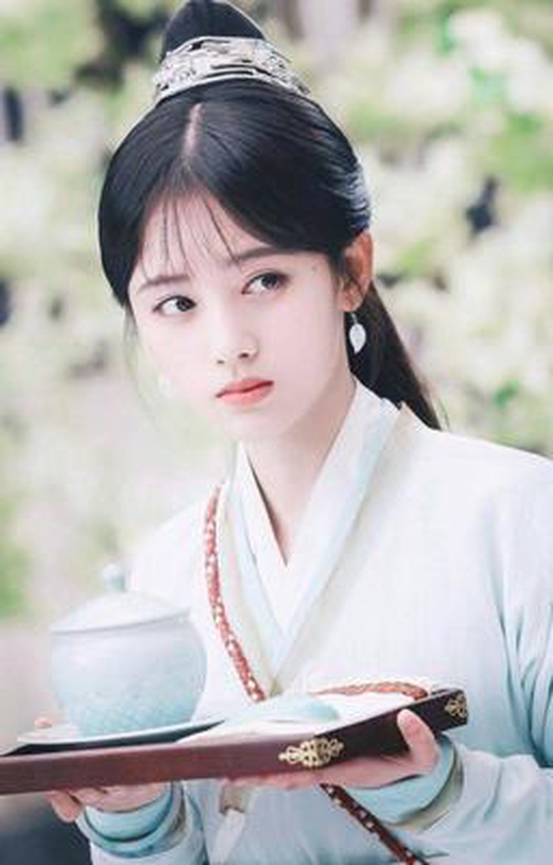 鞠婧祎